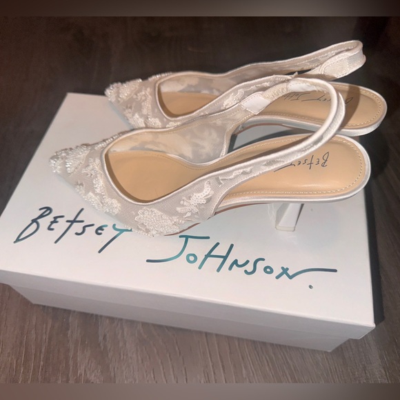 Betsey Johnson Nikki Embroidered Slingback Evening Pumps - Picture 5 of 9